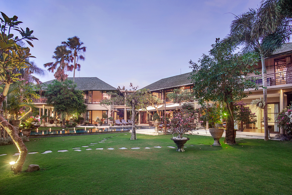 Avalon I - The villa